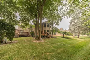 1885 Christy Ct, Rochester, MI 48309 - Photo 4
