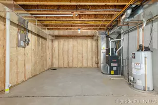 656 Wren Ct, Middleville, MI 49333 - Photo 22