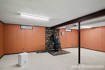 11141 Woodbushe Drive SE, Lowell, MI 49331 - Photo 14
