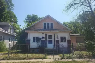 186 Howland St, Battle Creek, MI 49037 - Photo 1
