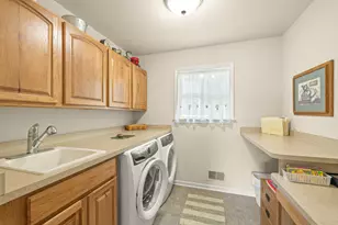 6730 Grand Beach Dr, Brighton, MI 48114 - Photo 24