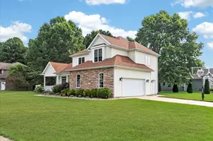 3911 Fox Crossing Dr, Saint Joseph, MI 49085 - Photo 1