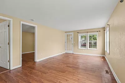 2409 Crozier Avenue, Muskegon, MI 49441 - Photo 6