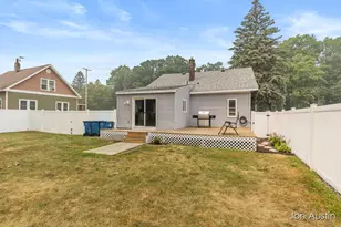 3846 Byron Center Ave SW, Wyoming, MI 49519 - Photo 24