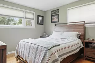 1040 Kirk Dr SE, Grand Rapids, MI 49546 - Photo 12