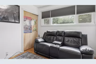 1040 Kirk Drive SE, Grand Rapids, MI 49546 - Photo 10
