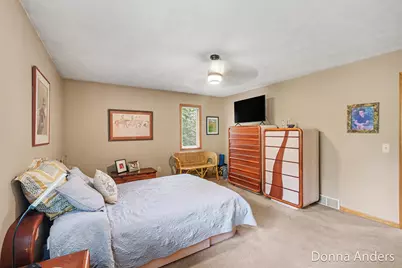 4872 Oakway Court NE, Grand Rapids, MI 49525 - Photo 16
