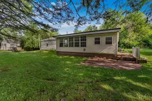 7290 Ansley Ln, Hillsdale, MI 49242 - Photo 2