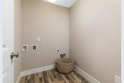 332 Baseline Road, South Haven, MI 49090 - Photo 10