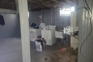 8897 Prest St, Detroit, MI 48228 - Photo 18