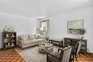 574 E Dallas Ave, Madison Heights, MI 48071 - Photo 4