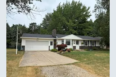 7105 Southwood Drive, Jenison, MI 49428 - Photo 1