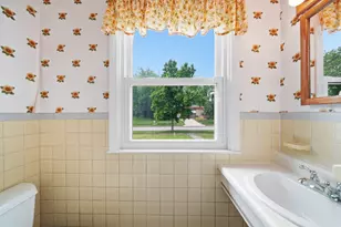 1058 Orchard Rd, Adrian, MI 49221 - Photo 16