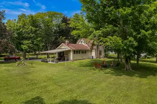 235 E Main St, North Adams, MI 49262 - Photo 6
