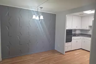 765 Douglas St, Jackson, MI 49203 - Photo 4
