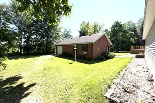 4084 Hartman Rd, Sodus, MI 49126 - Photo 38