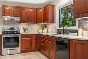 2464 Blueberry Ln, Ann Arbor, MI 48103 - Photo 14
