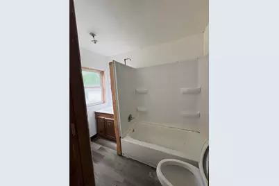 212 W South Street, Hartford, MI 49057 - Photo 4