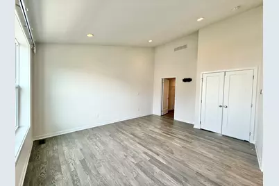 2752 S Spurway Drive, Ann Arbor, MI 48105 - Photo 32
