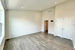 2752 S Spurway Dr, Ann Arbor, MI 48105 - Photo 32