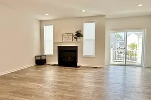 2752 S Spurway Dr, Ann Arbor, MI 48105 - Photo 12