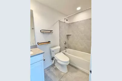 2752 S Spurway Drive, Ann Arbor, MI 48105 - Photo 4