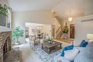 2398 Foxway Dr, Ann Arbor, MI 48105 - Photo 10