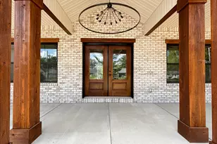 13 Scenic Hills Dr, Jackson, MI 49201 - Photo 2