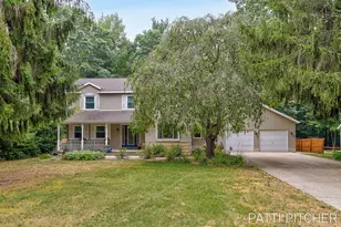 13369 Forest Park Dr, Grand Haven, MI 49417 - Photo 1
