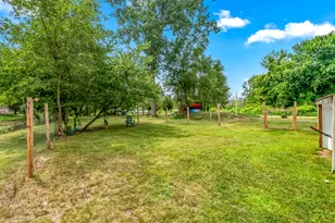264 Will James Dr, Bronson, MI 49028 - Photo 10