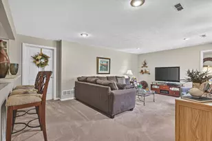9425 Ravine Ridge Dr SE, Caledonia, MI 49316 - Photo 30