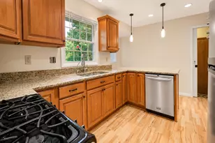826 E Vernon St, Manchester, MI 48158 - Photo 6