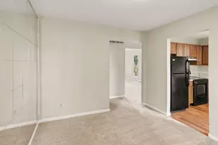 3268 Alpine Dr, Ann Arbor, MI 48108 - Photo 6