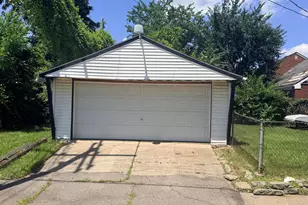 11303 Whitcomb, Detroit, MI 48227 - Photo 6