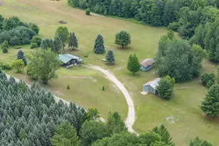 9191 W 34 Rd, Harrietta, MI 49638 - Photo 4