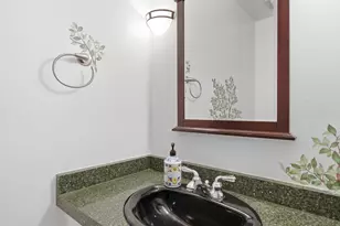 3926 Lakes Edge Dr, Commerce Township, MI 48382 - Photo 20