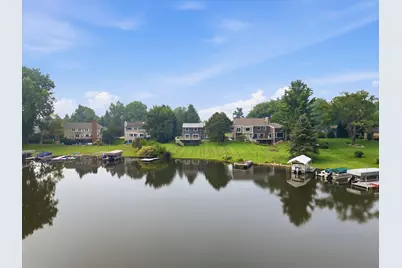 3926 Lakes Edge Drive, Commerce Township, MI 48382 - Photo 42