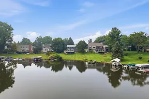 3926 Lakes Edge Dr, Commerce Township, MI 48382 - Photo 42