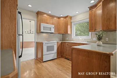 4840 Cresthill Drive NE, Grand Rapids, MI 49525 - Photo 10