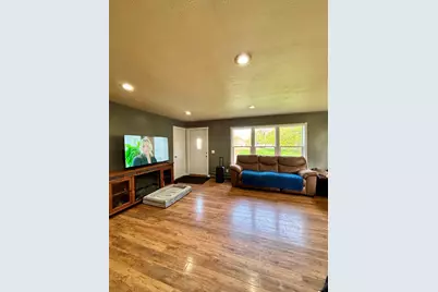 4736 South Street, Benton Harbor, MI 49022 - Photo 4