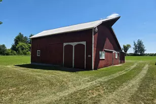 1311 E Montgomery Rd, Hillsdale, MI 49242 - Photo 40