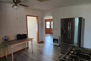 1311 E Montgomery Rd, Hillsdale, MI 49242 - Photo 18