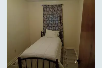 1311 E Montgomery Road, Hillsdale, MI 49242 - Photo 24