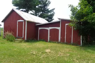 1311 E Montgomery Rd, Hillsdale, MI 49242 - Photo 6