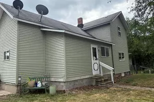 408 Reed St, Nashville, MI 49073 - Photo 2