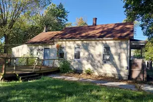 1810 Carroll St, Saginaw, MI 48601 - Photo 2