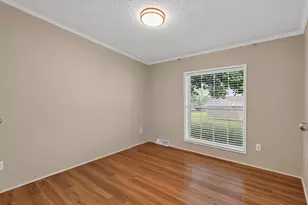 5688 Hawthorn St, Kalamazoo, MI 49009 - Photo 12