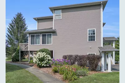 8450 N Center Park Drive SW #11, Byron Center, MI 49315 - Photo 4