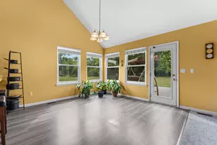 4619 Sycamore Dr, Ypsilanti, MI 48197 - Photo 10