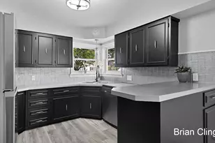 1061 Den Hertog St SW, Wyoming, MI 49509 - Photo 10
